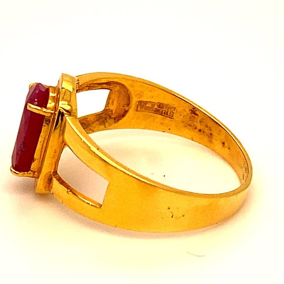 GIA Tajik Ruby 2.06ct Solid 21K Yellow Gold Ring - Picture 6 of 9